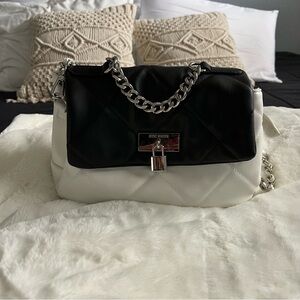 Steve Madden purse